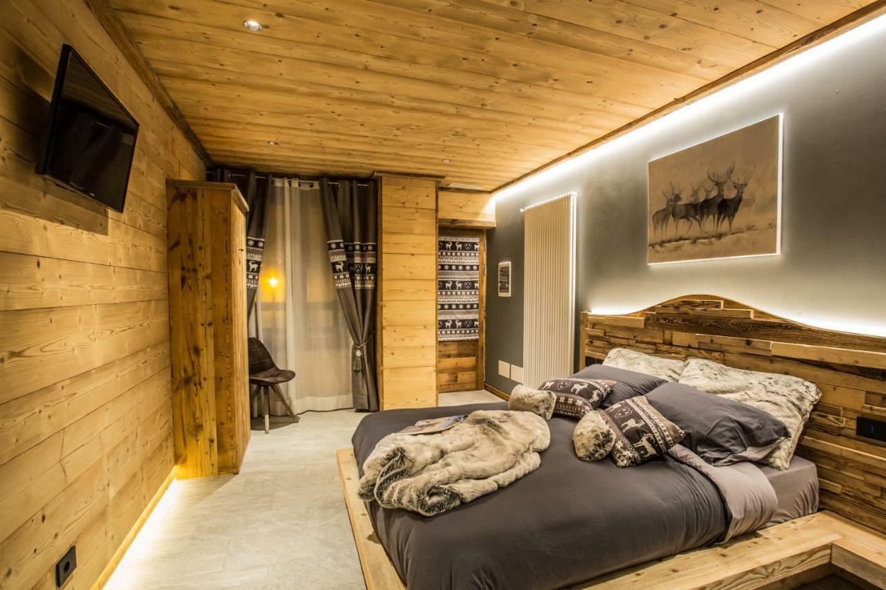 Alpine Rooms Guesthouse Breuil-Cervinia Bagian luar foto