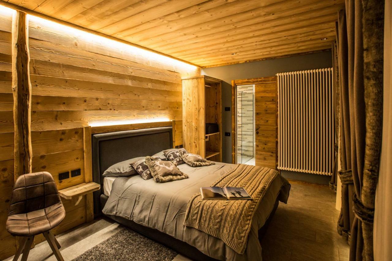 Alpine Rooms Guesthouse Breuil-Cervinia Bagian luar foto