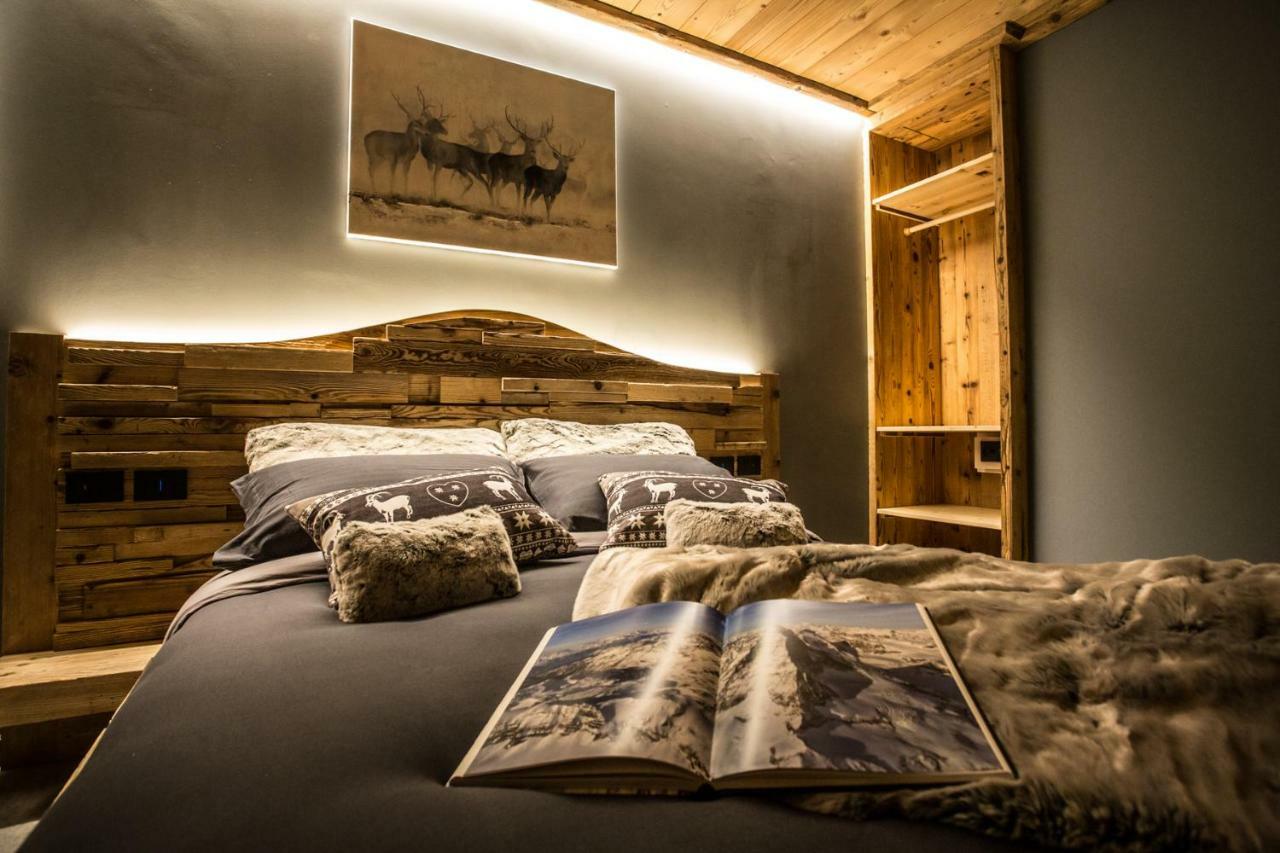 Alpine Rooms Guesthouse Breuil-Cervinia Bagian luar foto